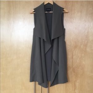 Club Monaco Drape Vest in S/P